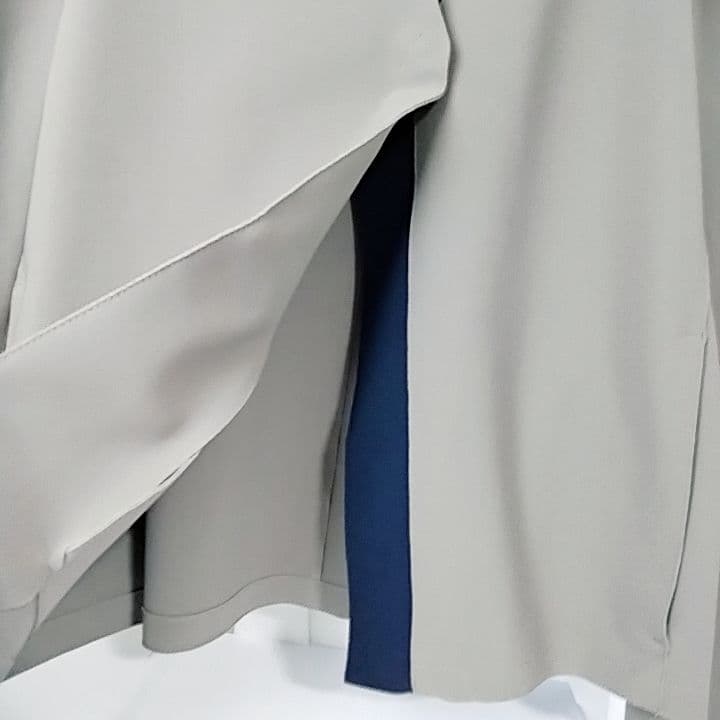 未使用級　HERNO FIRST-ACT ノーカラージャケット　46　イタリア製