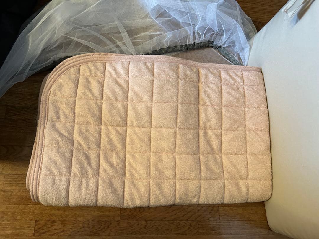 HZDMJベビーベッド添い寝折りたたみ ハイローベッドグレー　シーツ付き