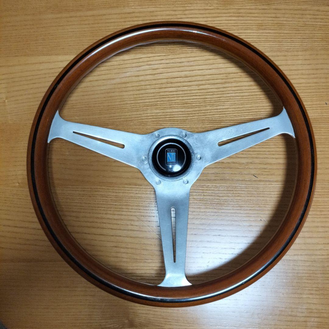 ナルディウッドハンドル