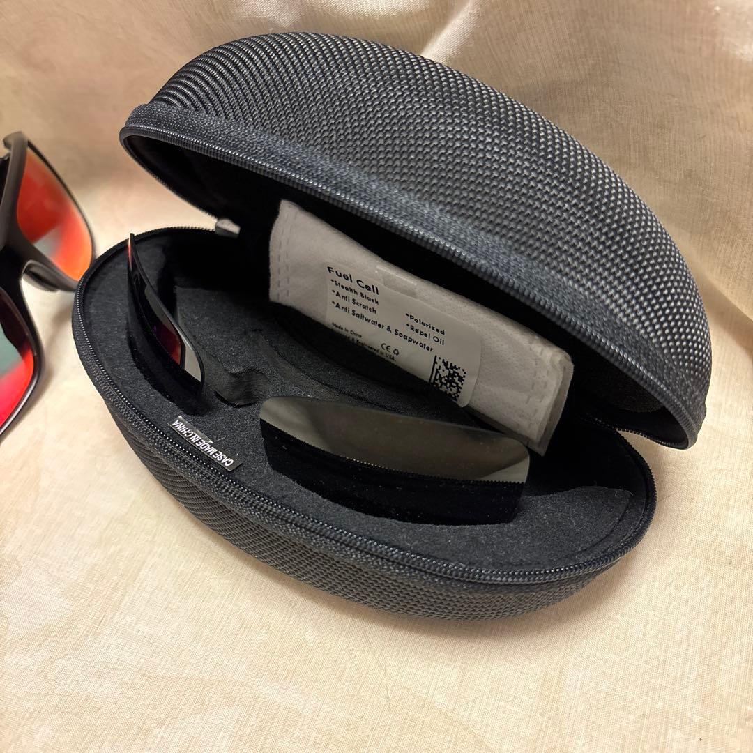 Oakley サングラス FUEL CELL ブラックフレーム ケース 収納袋