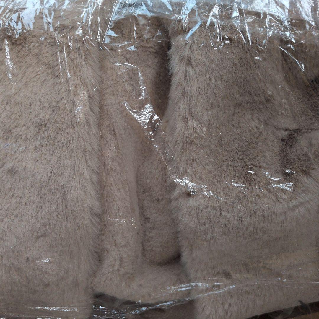 allureville アイアバイル　フェイクファージレ