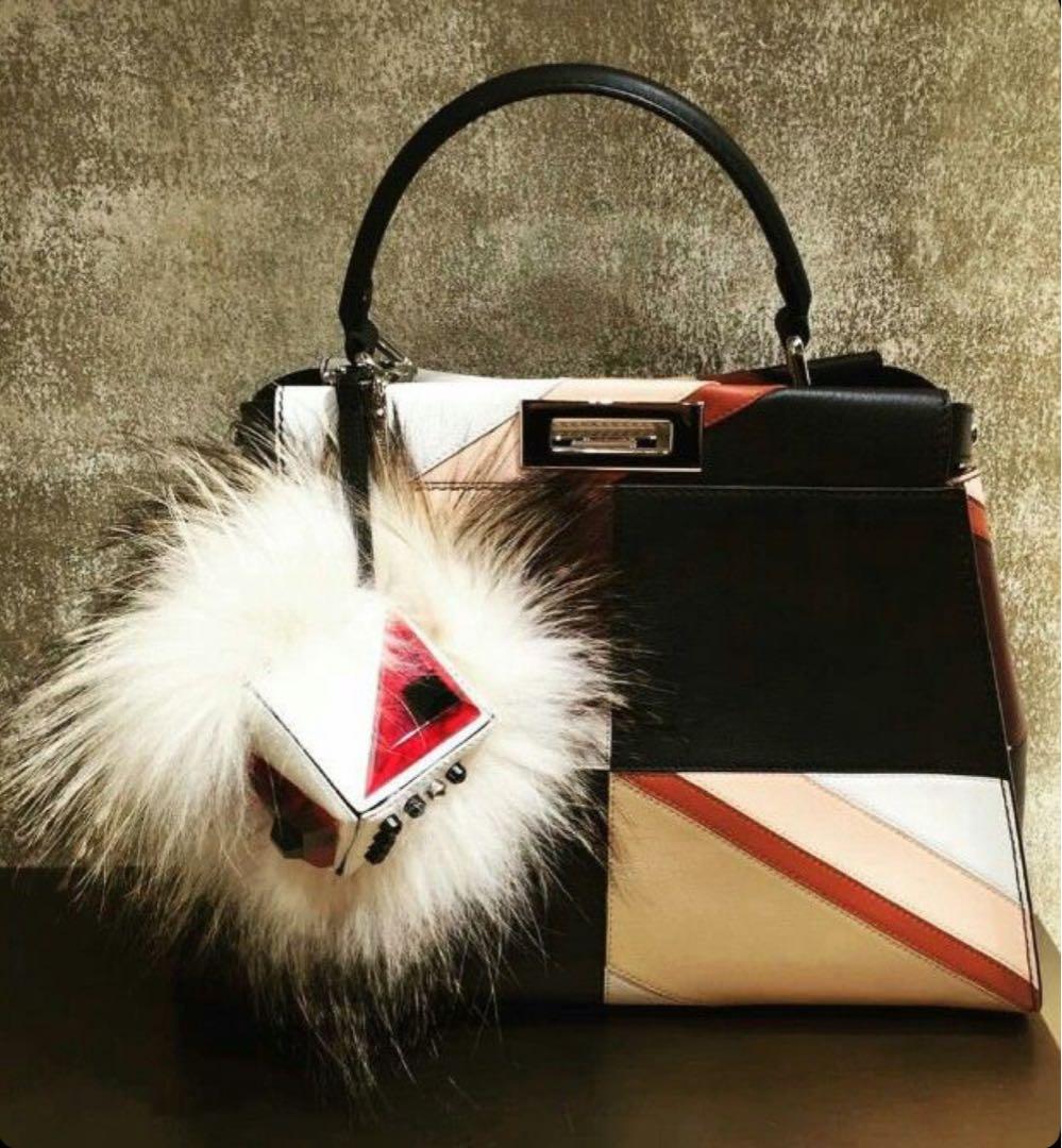 ♥️FENDI♥️モンスターバグズ バッグチャーム Furキーホルダーレザー