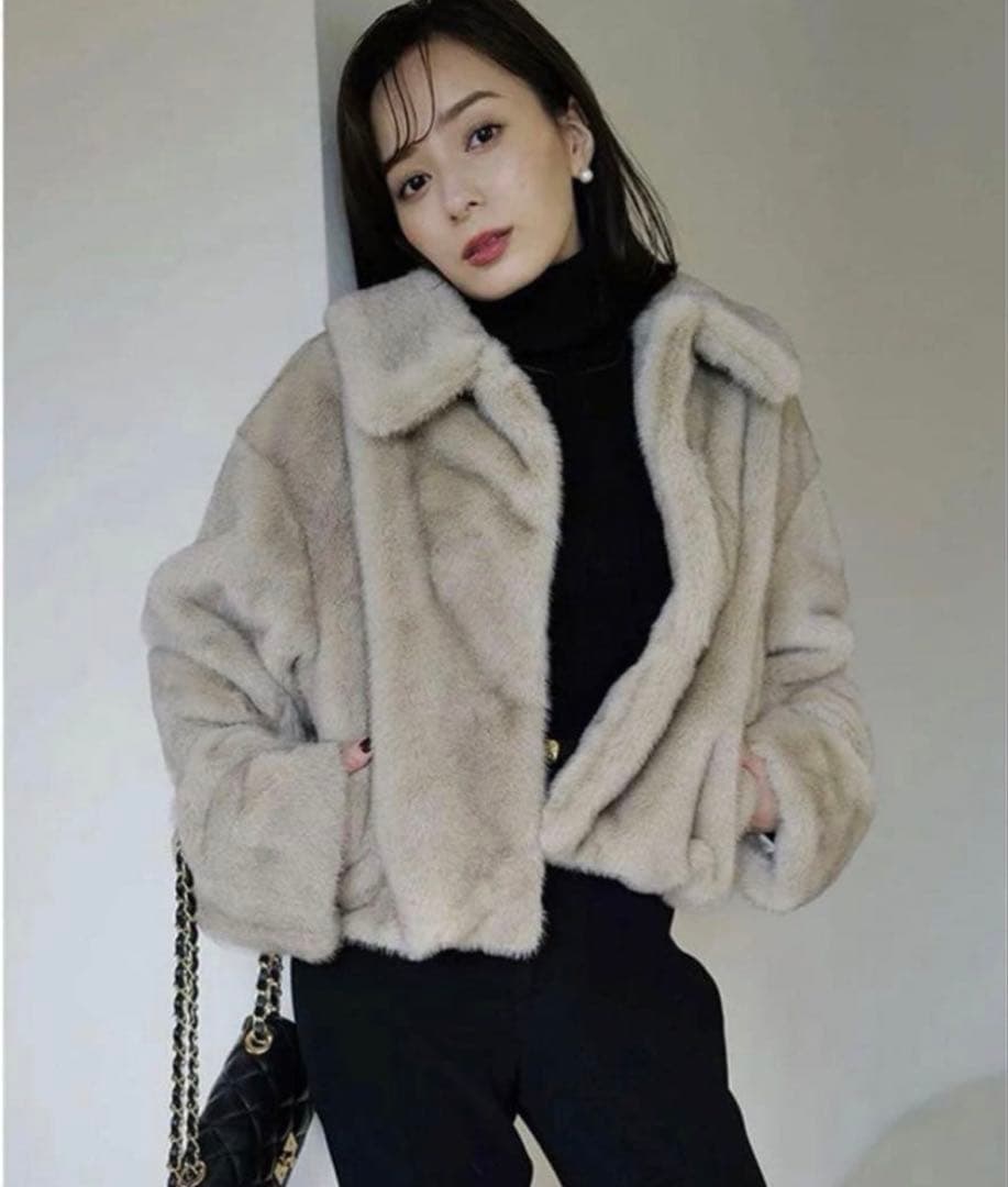 anauans ステンカラーショートファーコート