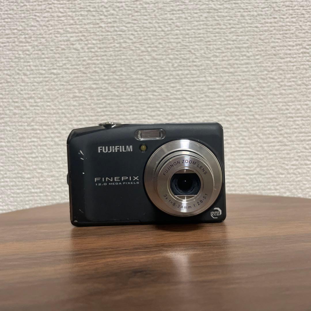 【オールドコンデジ】 FUJIFILM FinePix F50fd