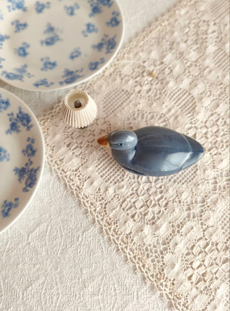 * vintage pot ୨୧ * 蒼い鳥の mini テリーヌポット