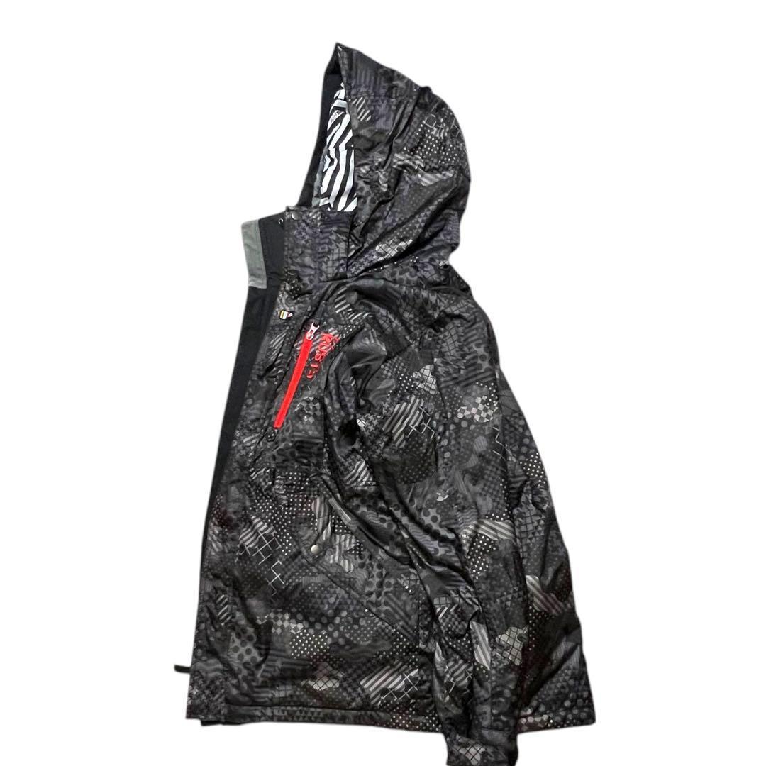 ラスティ スノーボードウェア ジャケット 総柄 黒赤 刺繍 L スキー 多機能