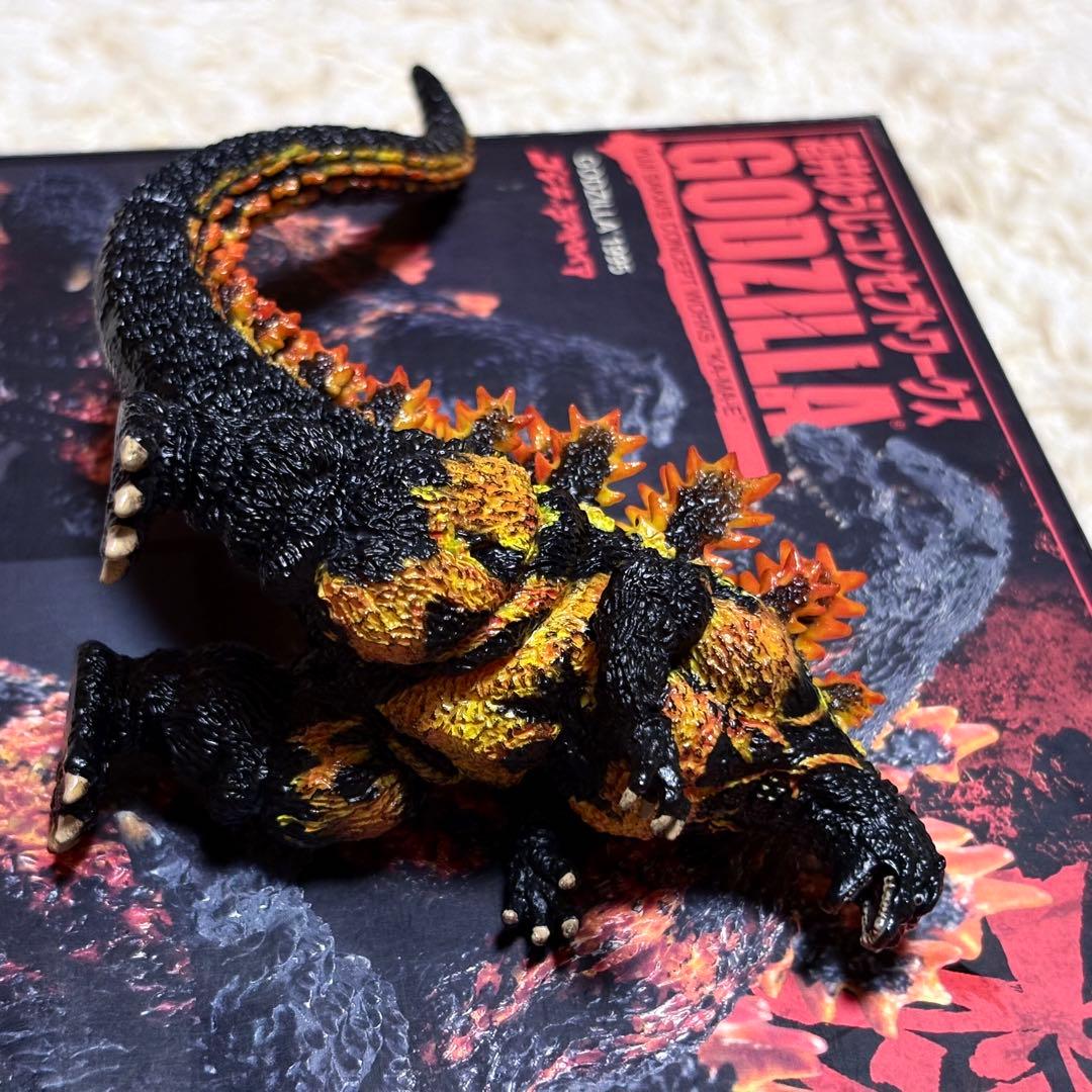 酒井ゆうじ　構 ゴジラ　フィギュア4体セット BANDAI 箱付き
