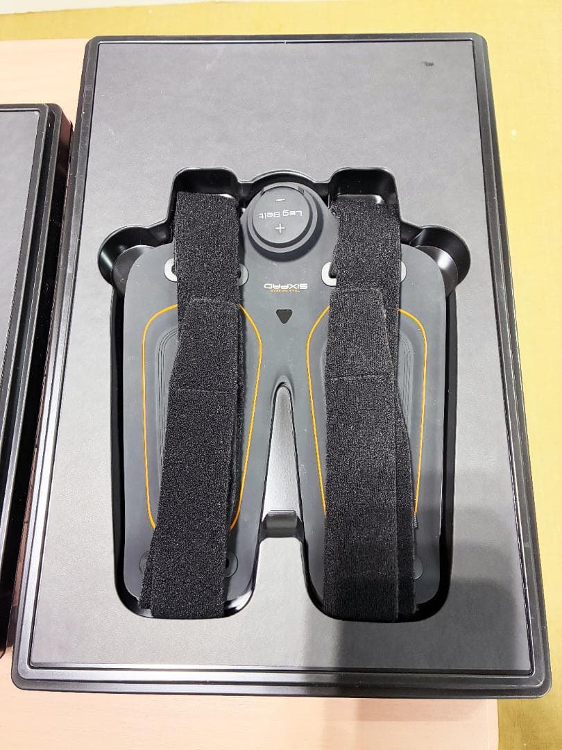 ★3個☆SIXPAD EMSマシン【Abs Fit2/Leg Belt】FPLL