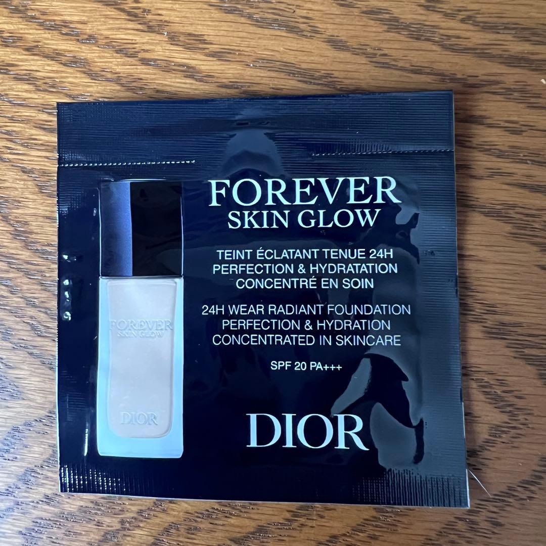 展開店舗限定品 新品未使用　DIOR ホルダー付 ルボーム おまけ付き