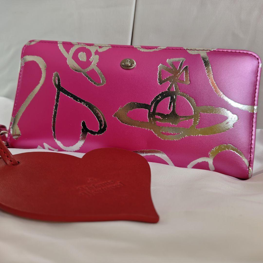 未使用級　ピンク　ヴィヴィアンウエストウッド　長財布　ラウンドジップ　ハート