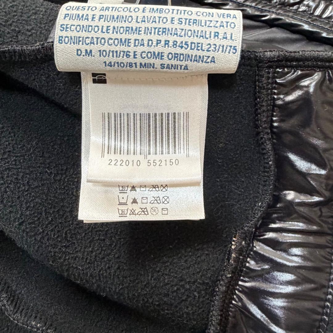 17088✨モンクレール M マグリアカーディガン フード収納 ブラック