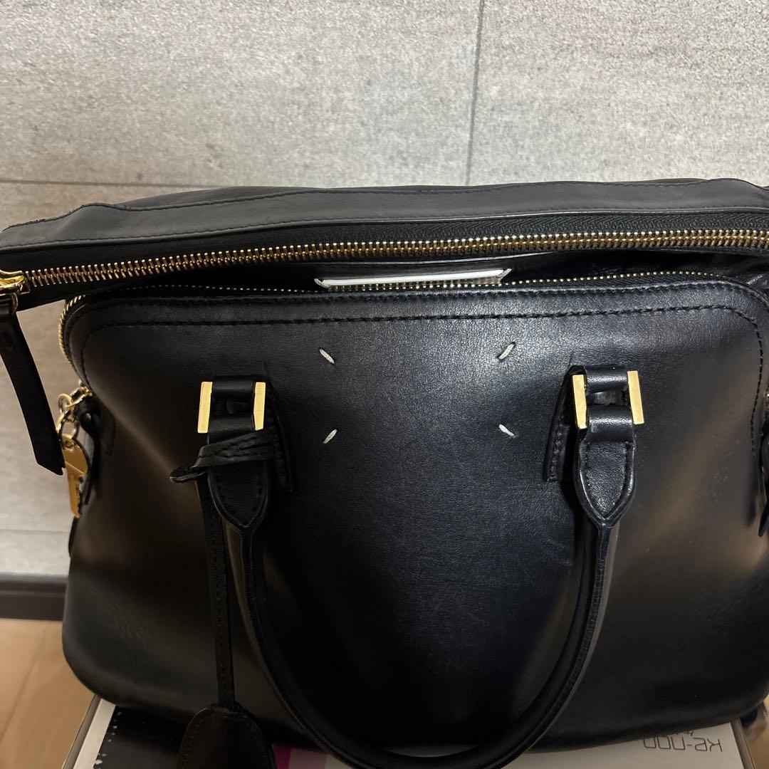 メゾンマルジェラ 5AC ハンドバッグ レザー 鍵 チャーム　ミディアム　黒