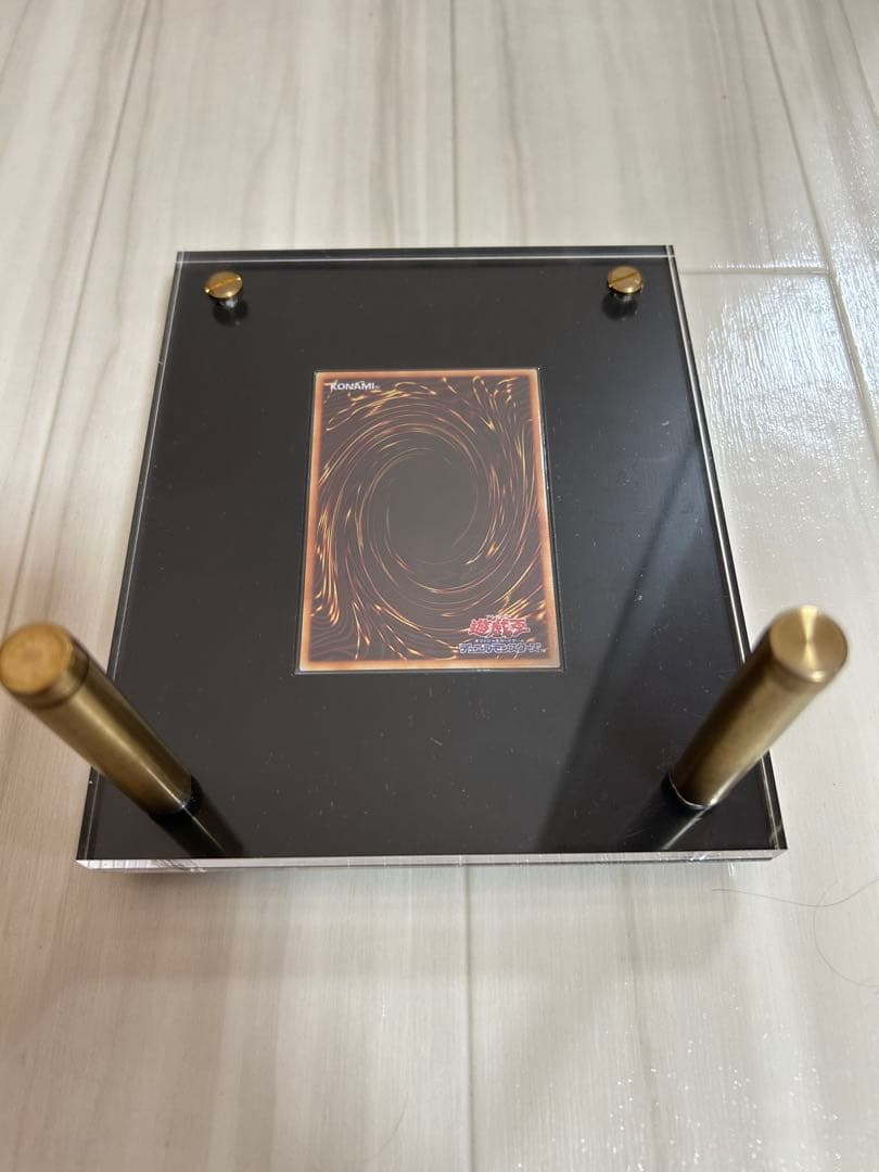 遊戯王　青眼の白龍　ブルーアイズホワイトドラゴン　純金　ディスプレー用　最安値