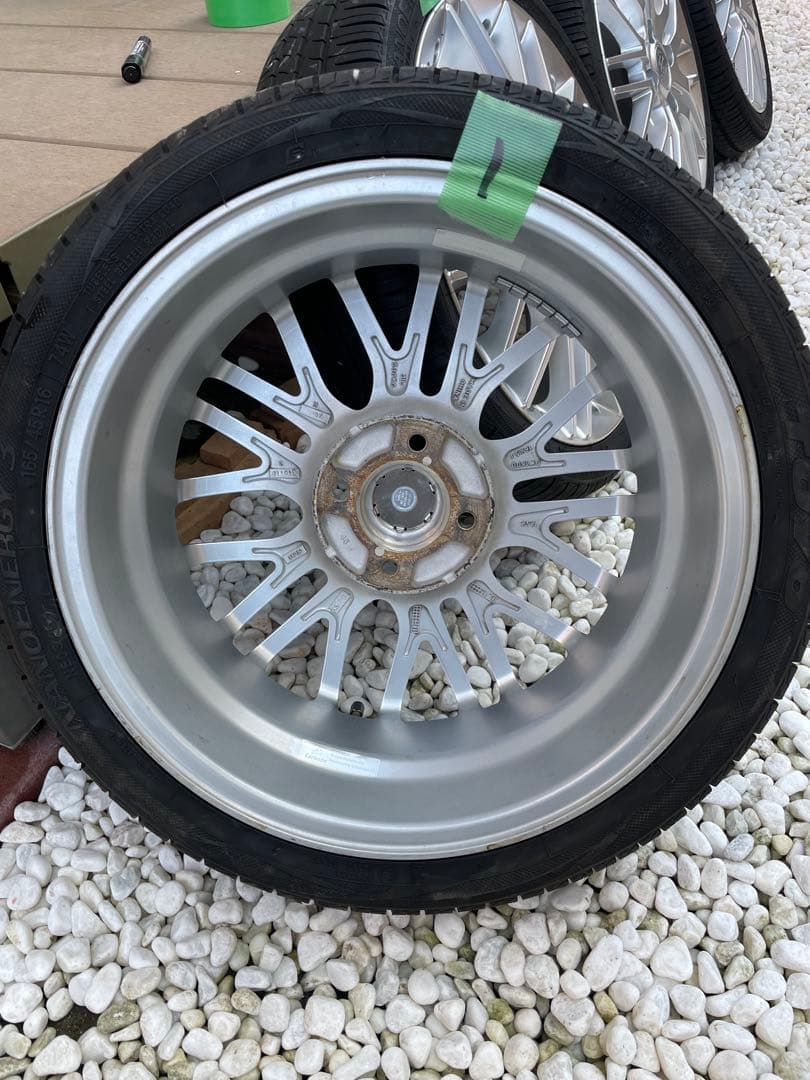 ゆ*ぃ様 [希少サイズ] Carlsson 1/10RSR 16インチ5J 4本