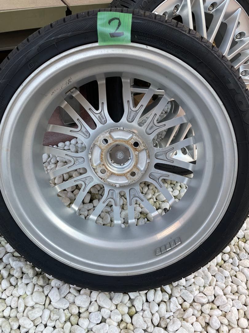 ゆ*ぃ様 [希少サイズ] Carlsson 1/10RSR 16インチ5J 4本