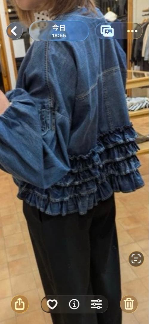 大人気！アヤン ayane バックフリルデニムシャツジャケット　新品未使用タグ付