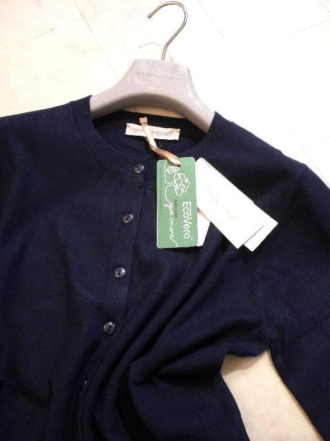 最新◆リナシメント◆知的NAVY！定番人気”ふわ柔らかソフトな活躍ニットカーディ