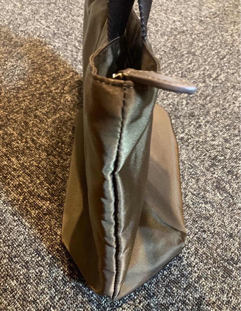 PRADA レディースエコバッグ オリーブグリーン