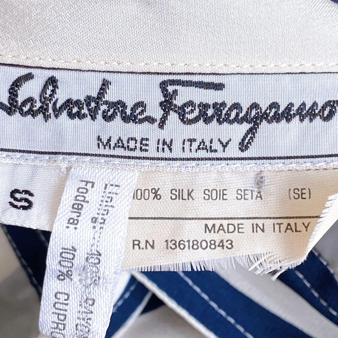 美品 フェラガモ シルク100 シャツワンピース ロゴボタン グログランリボン