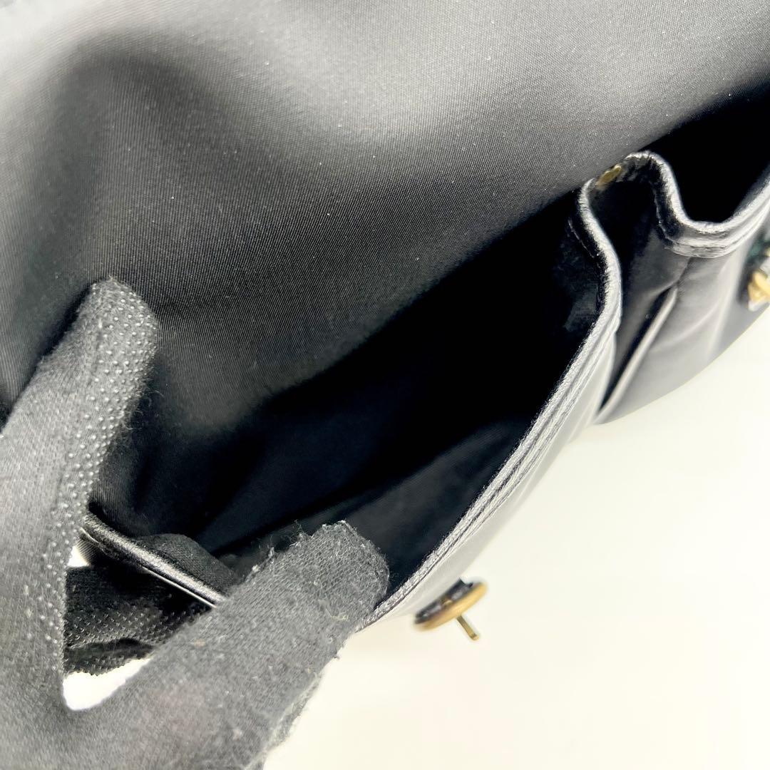 美品✨イルビゾンテ　ショルダーバッグ　メッセンジャー　レザー　ブラック　保存袋