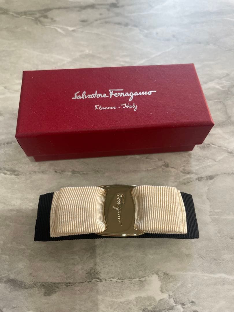 Salvatore Ferragamo ヘアアクセサリー