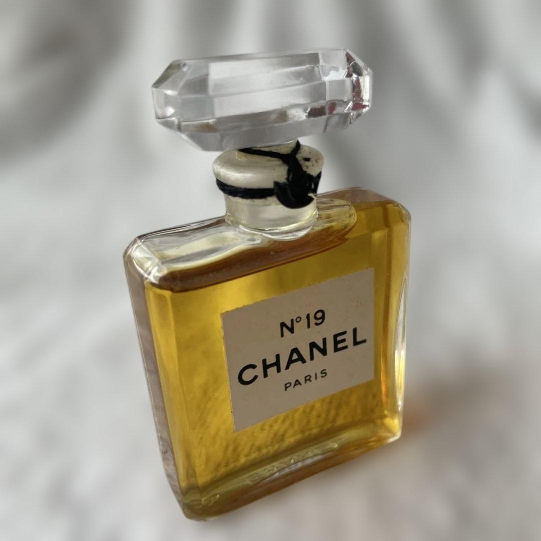 CHANEL N°19 PARFUM 14ml 2本
