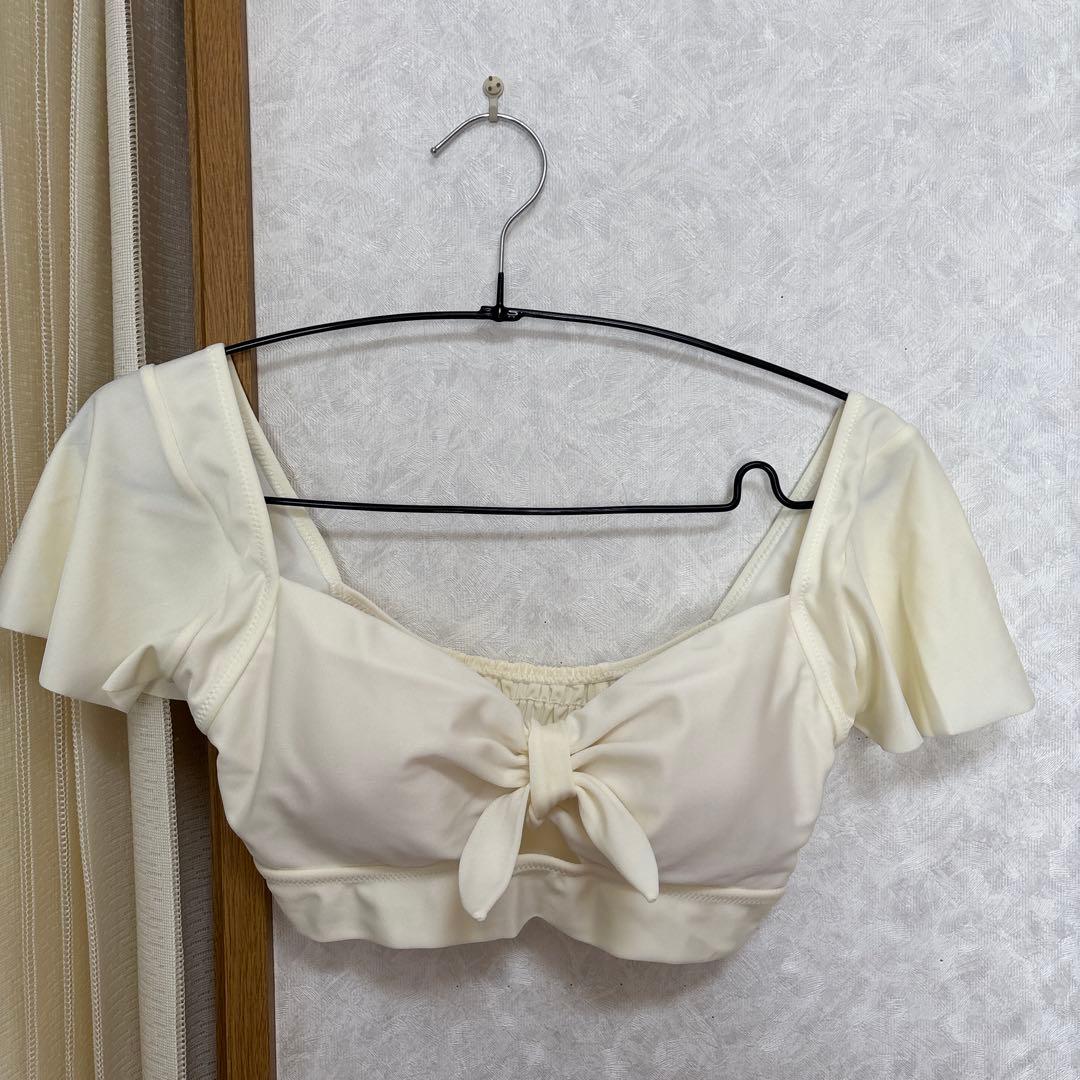 フレアショルダービキニ　水着ビキニタイプ