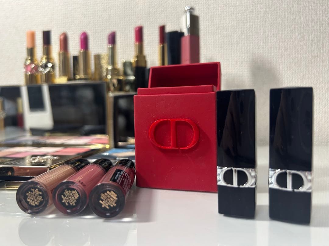 デパコス コスメ まとめ売り Mac イヴサンローランCHANEL　新品あり