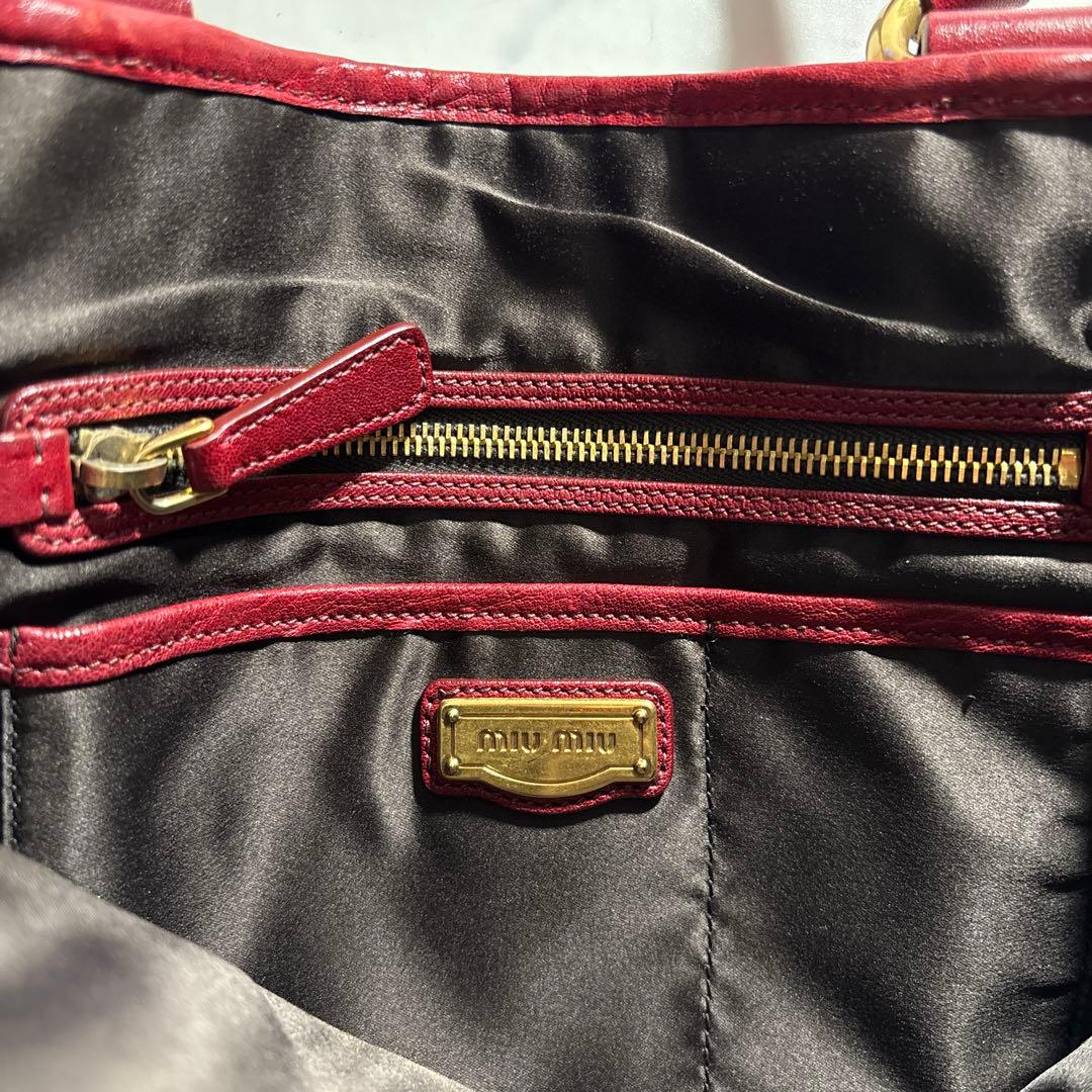 miumiu レザー ハンドバッグ イントレ アバンチュール