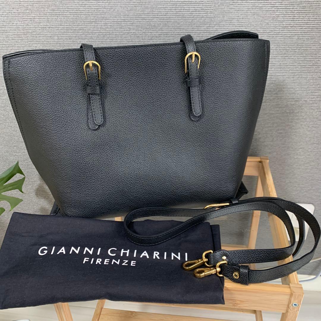 【美品】GIANNI CHIARINI ブラックビジネスバッグ大容量