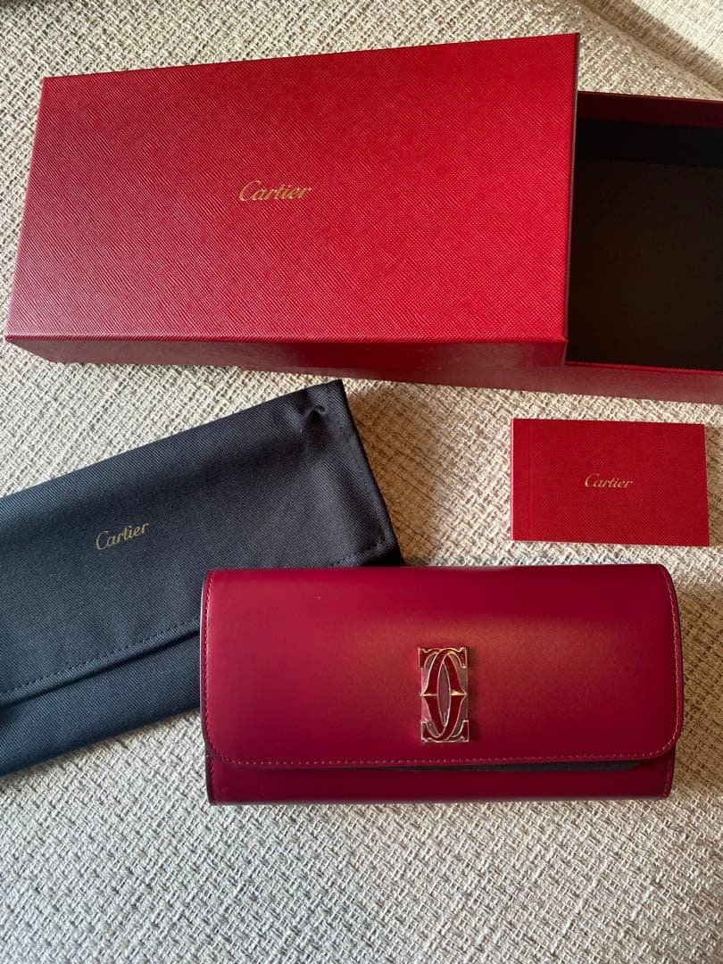 【新品】カルティエ　長財布　赤　C de Cartier ウォレット 24SS