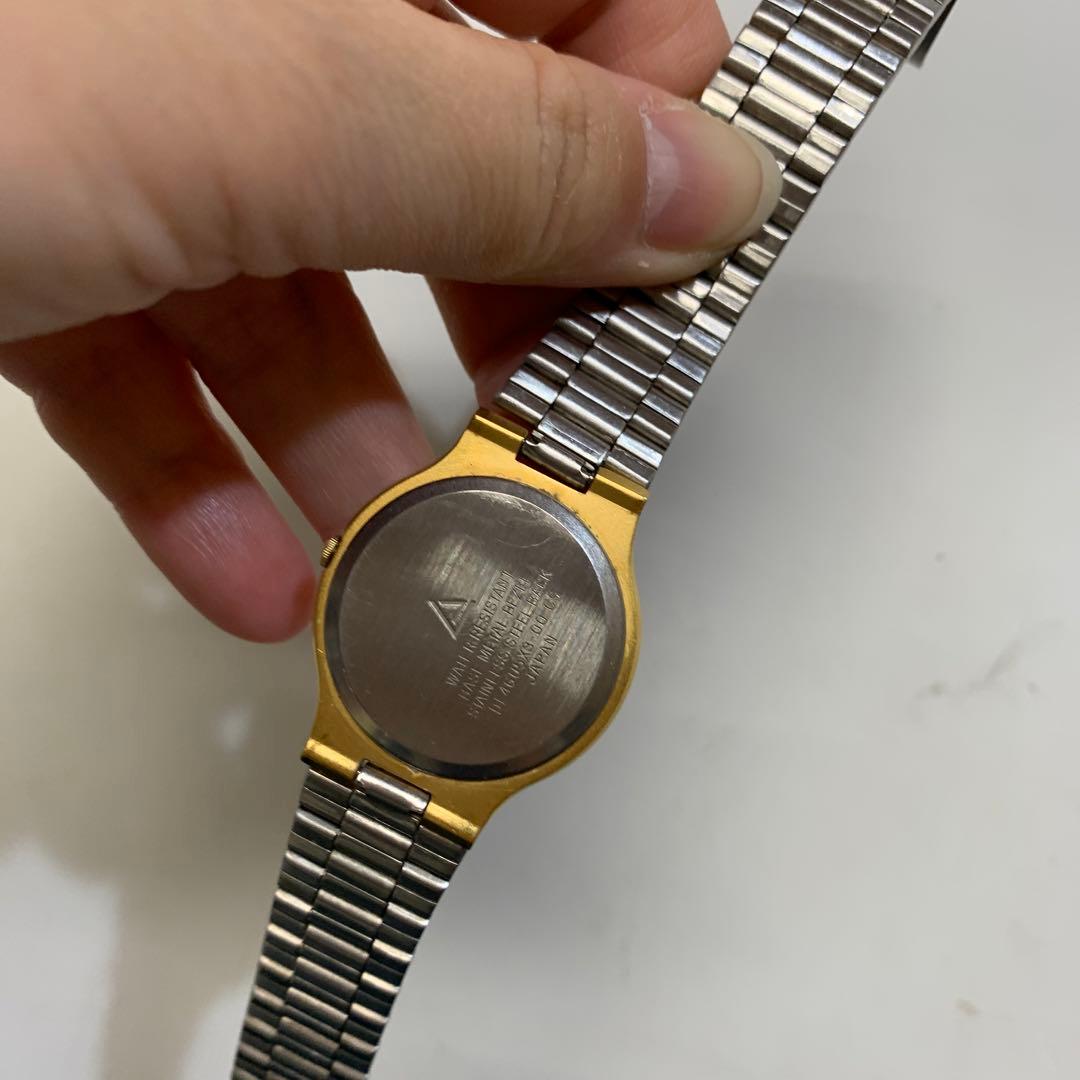 希少　ラピスクラブ【ラピスの腕時計】