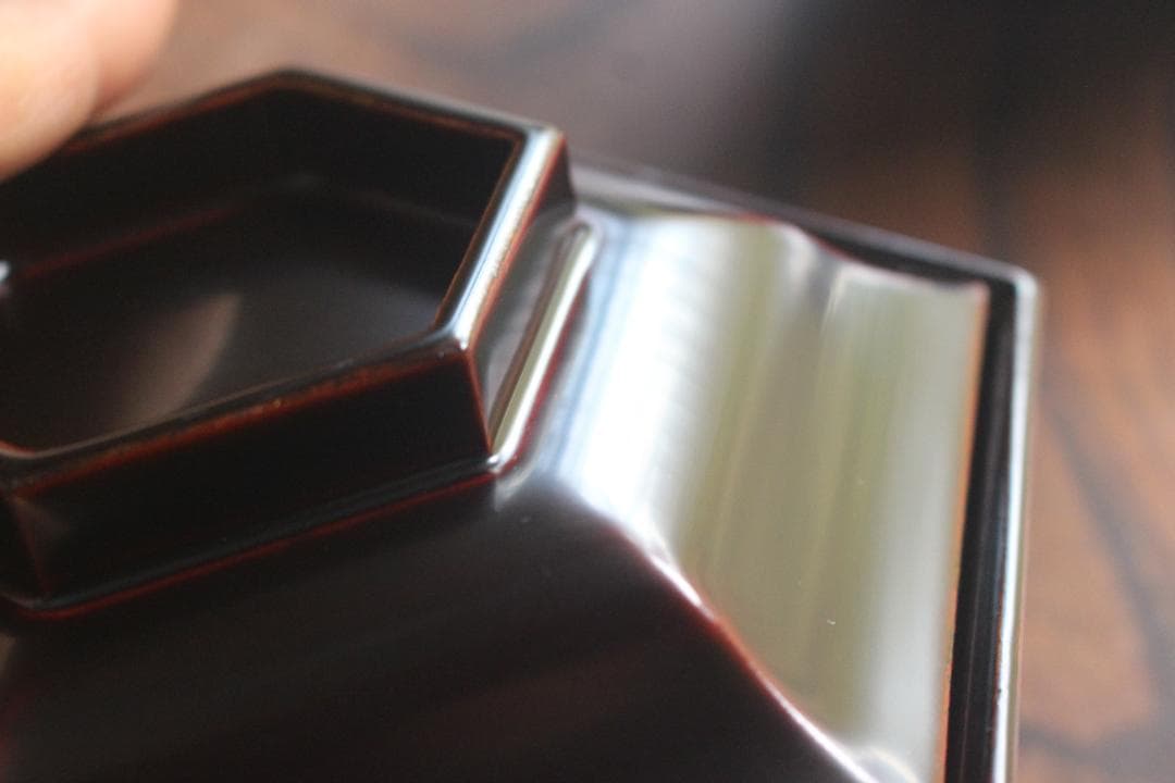 時代逸品！めずらしい六角デザインに極上溜塗の映える煮物椀2点（検輪島塗雑煮椀