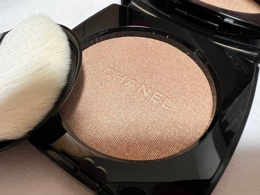 CHANEL フェイスパウダー ルミエールN°10アイヴォリーゴールド未使用美品