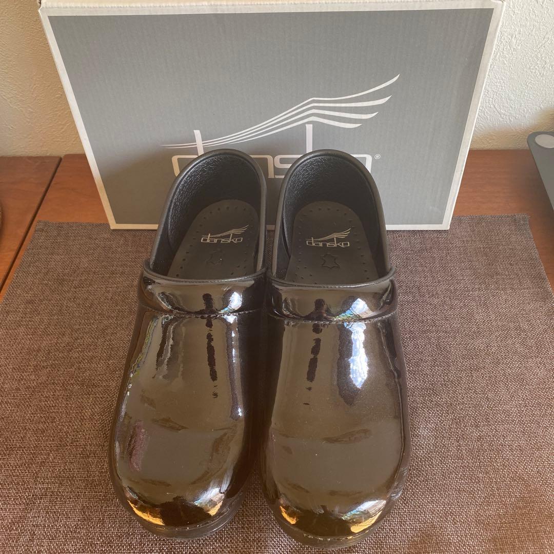 dansko プロフェッショナル　ブラックパテント　38