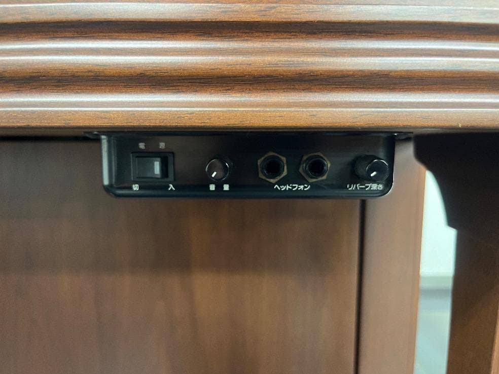 ★58971【アップライトピアノ】YAMAHA　YU5Wn 消音ユニット付き