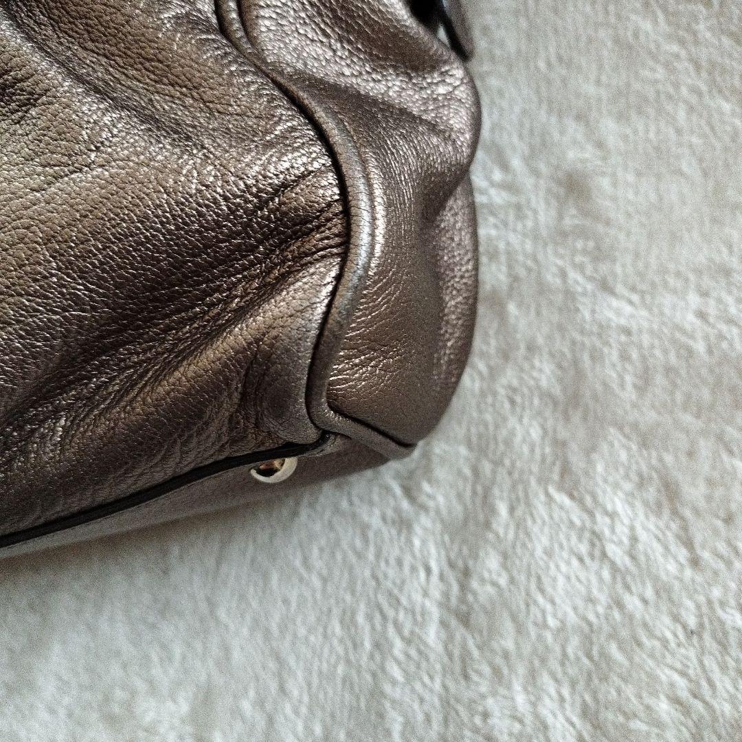 フェラガモsalvatore ferragamoガンチーニ 21 レザーブロンズ