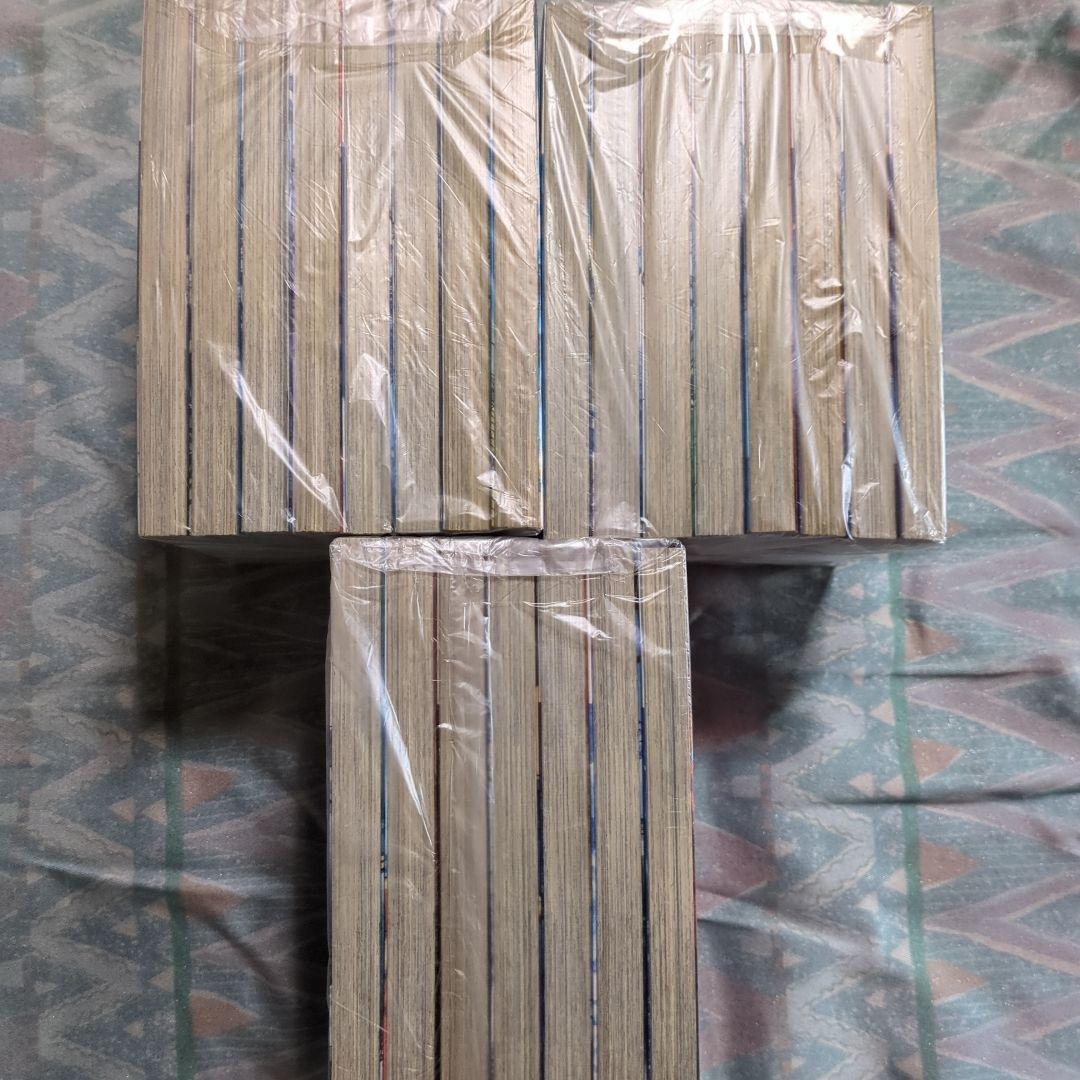 沈黙の艦隊全巻，太陽の黙示録全巻，太陽の黙示録建国編全巻，ジパング全巻