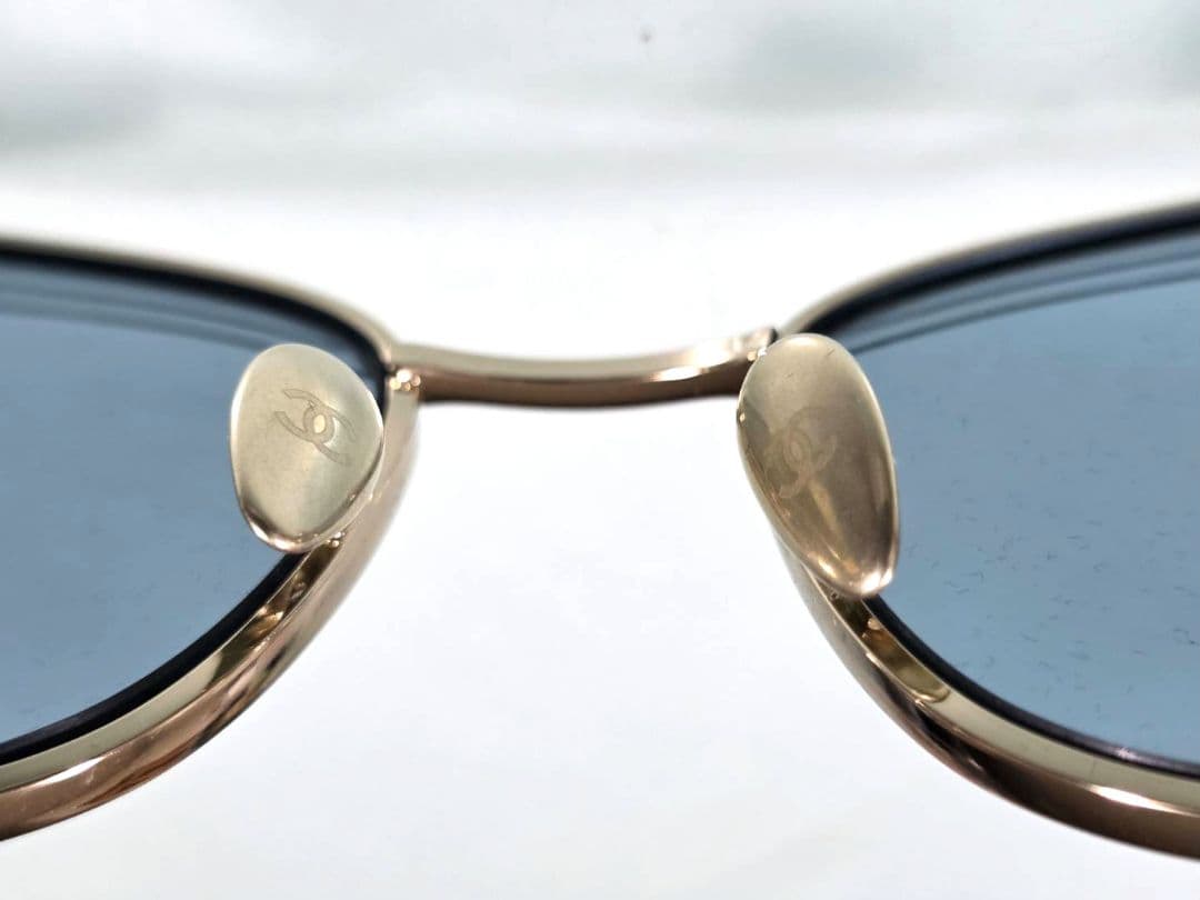 CHANEL 4254 c.395/80 ブルーレンズ　サングラス