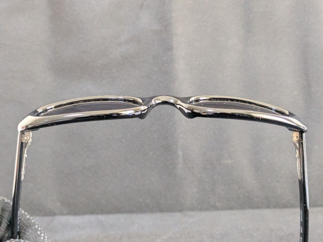 マ*ズ様 GUCCI サングラス 黒 メガネ ケース付 ヴィンテージ