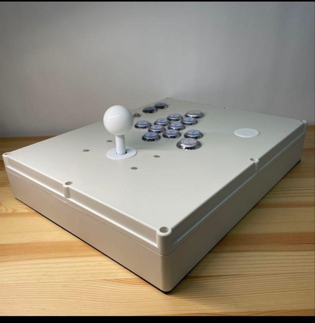 CPC-LSF ホワイト スト6向けアーケードコントローラー