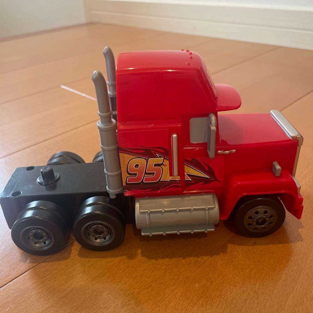 カーズトミカ　たくさんのせよう！大きなマック