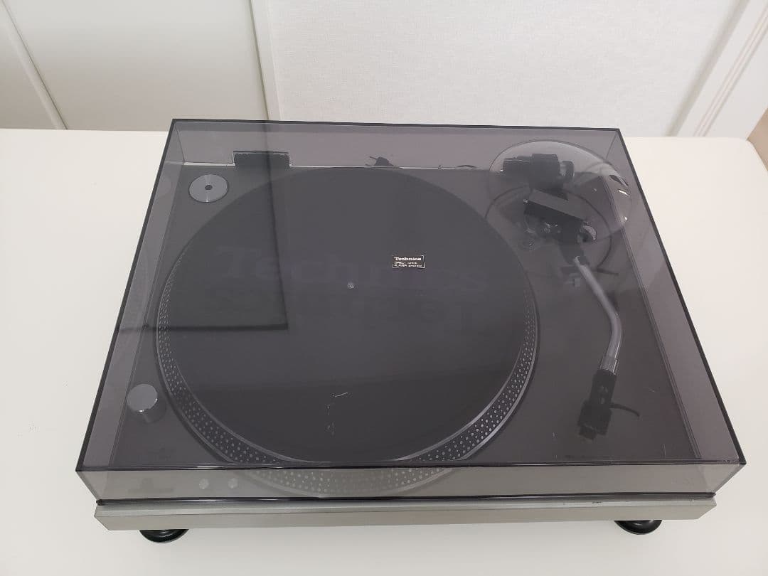 Technics SL-1200 ターンテーブル