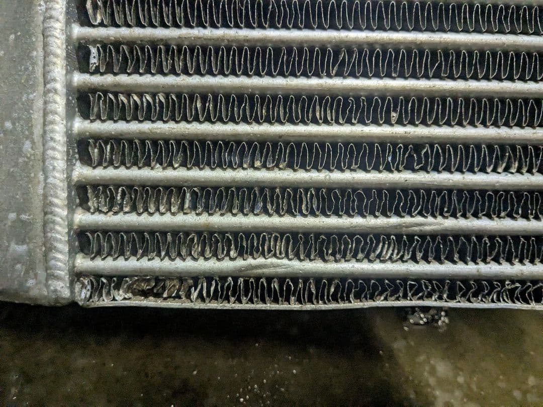 希少！トラスト　インタークーラー　60パイ