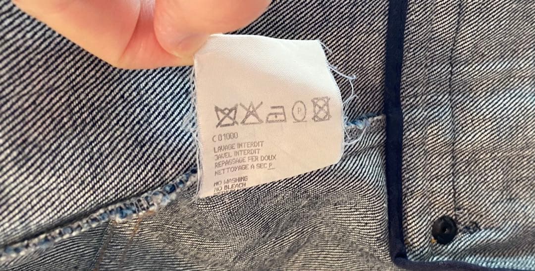 ダークデニムジャケット フィット感あり　イヴ・サンローラン　FR42サイズ