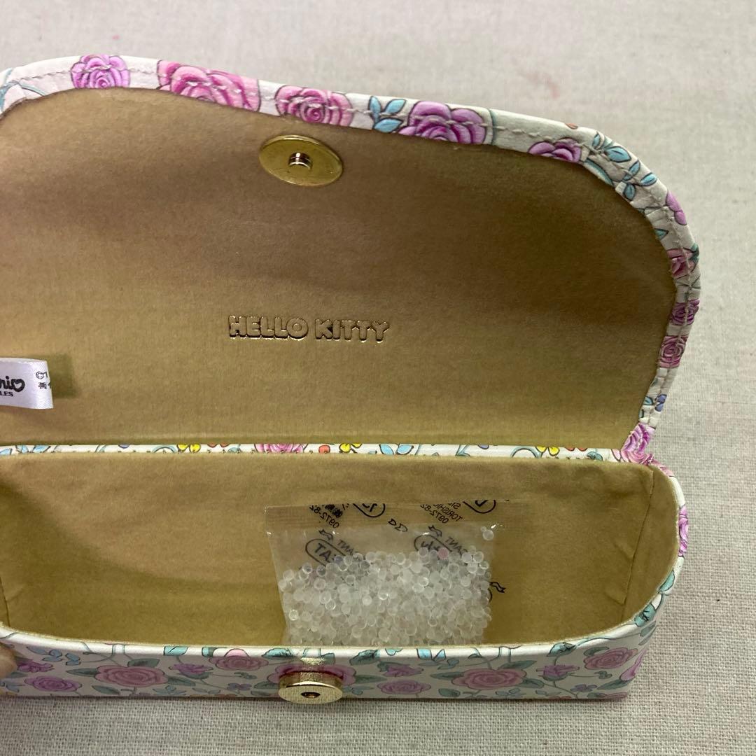 【希少★新品未使用】ハローキティ　メガネケース　浅草文庫　2014年製　サンリオ