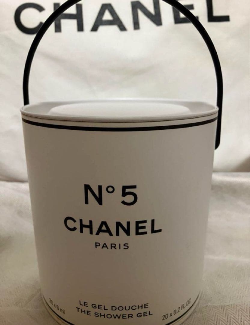 未使用CHANEL N°5 シャワージェル 200ml 空き箱