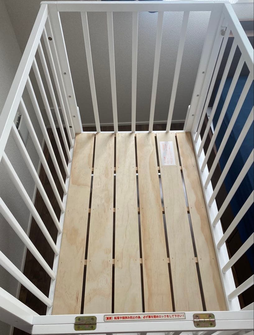 soinel mini ホワイト 木製ベビーベッド　傷あり