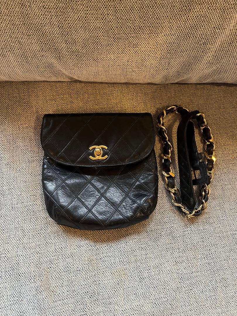 CHANEL ビコローレ　ウエストポーチ　ブラックレザー ショルダー