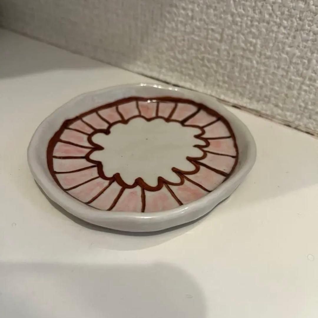 犬の一輪挿しと花模様皿付きセット　※一点物